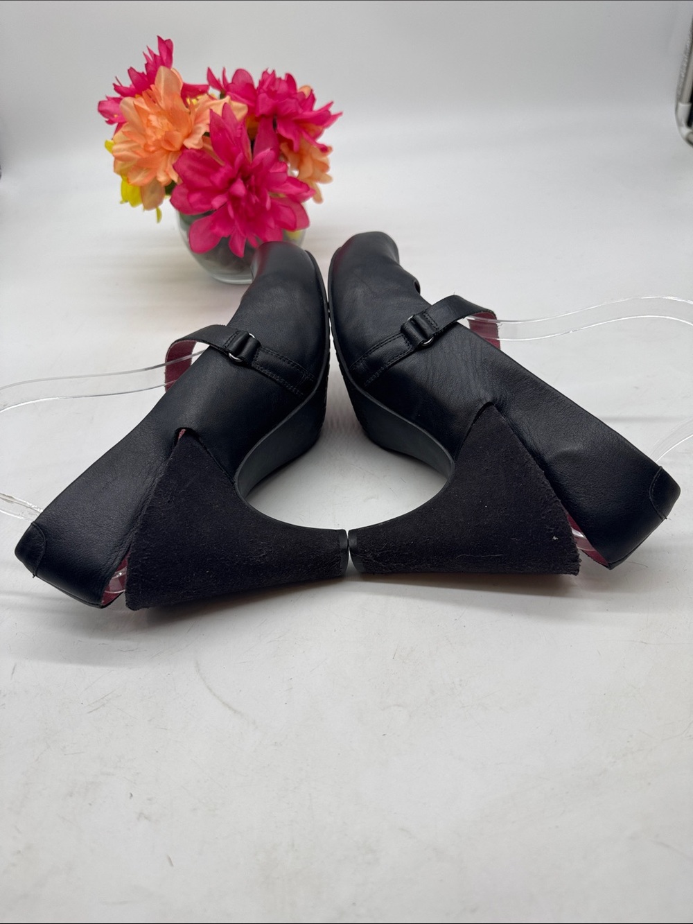 Tsubo Black Leather Mary Jane Heels with Pink Interior Size 9 BHE10010 - Picture 5 of 8
